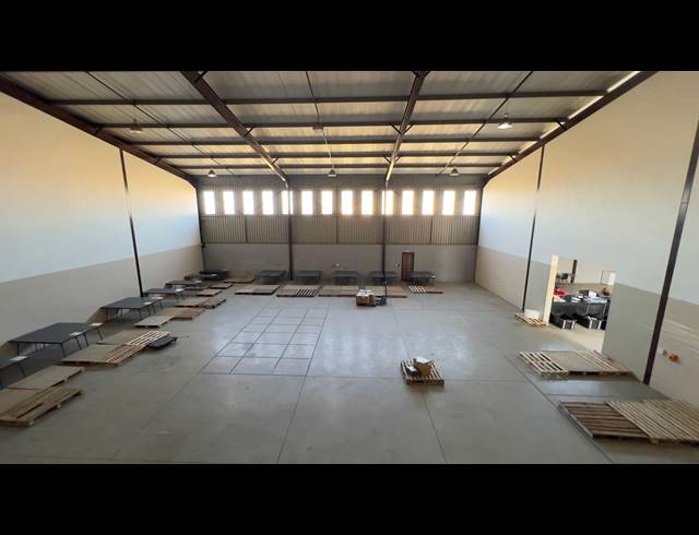 1,189M² WAREHOUSE TO LET IN AIRPORT PARK